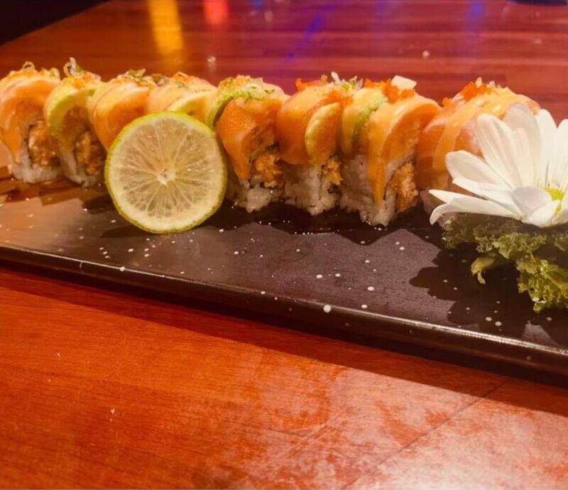 Trio Salmon Roll (NEW)